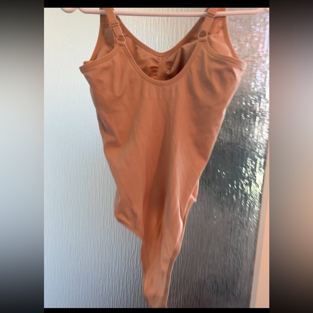 NWOT H&M Shapewear Bodysuit - Picture 7 of 7